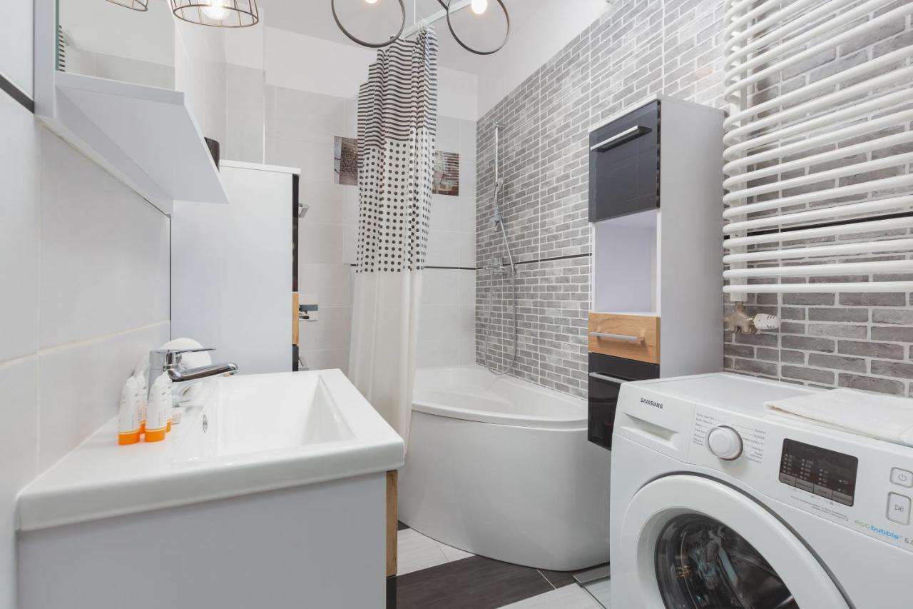 Apartment Na Zakolu Wisly By Noclegi Renters Kraków Exteriör bild